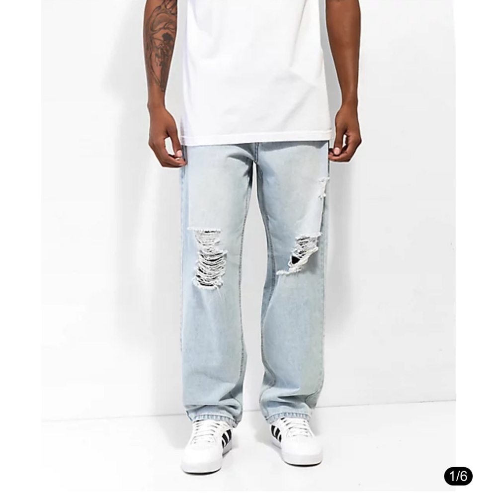 Empyre Peri Light Wash Ripped Skate Jeans – Men’s Size 28 – Gently Worn